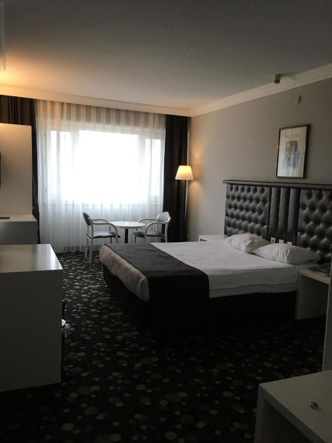 Hotel Eken Prestige Bandırma Buitenkant foto